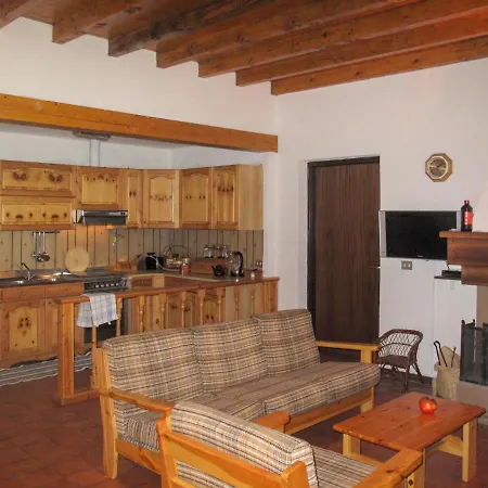 Locazione Turistica Zepi - Grv630 Hébergement de vacances Livo (Lombardy)